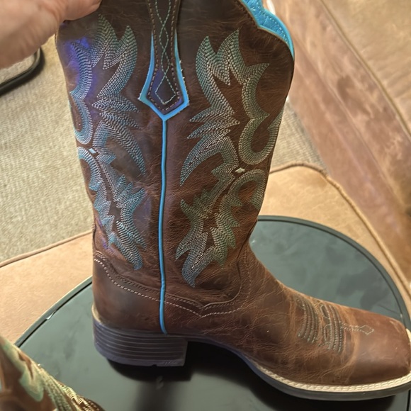 Ariat Women’s Boot Turquoise Brown Leather Size 7.5 Square Toe - Picture 4 of 10